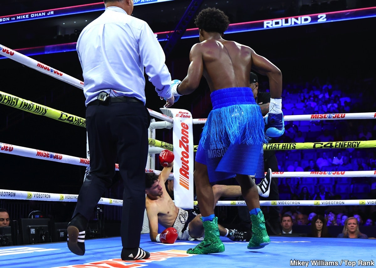 Image: Boxing Results: Unbeaten Lightweight Prospect Abdullah Mason Continues to Impress