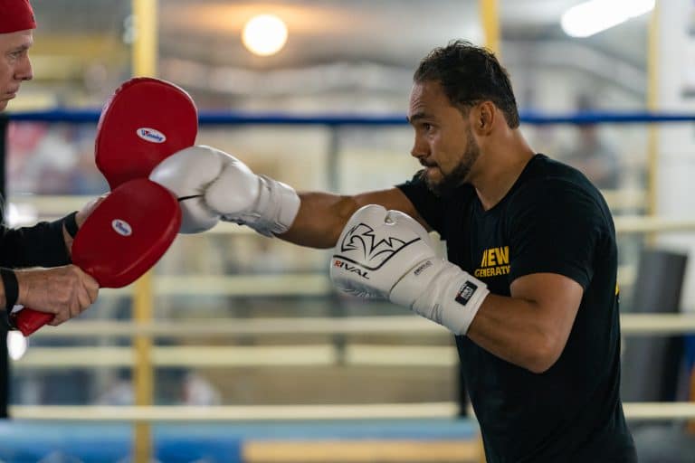 Image: Keith Thurman vs. Eimantas Stanionis & Danny Garcia vs. Erislandy Lara rumored for December 9th on Showtime PPV