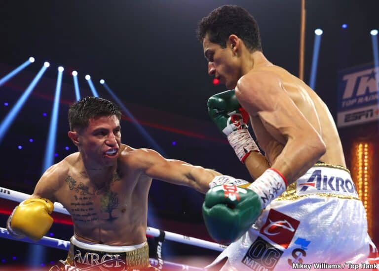 Image: Rafael Espinoza Overpowers Sergio Chirino